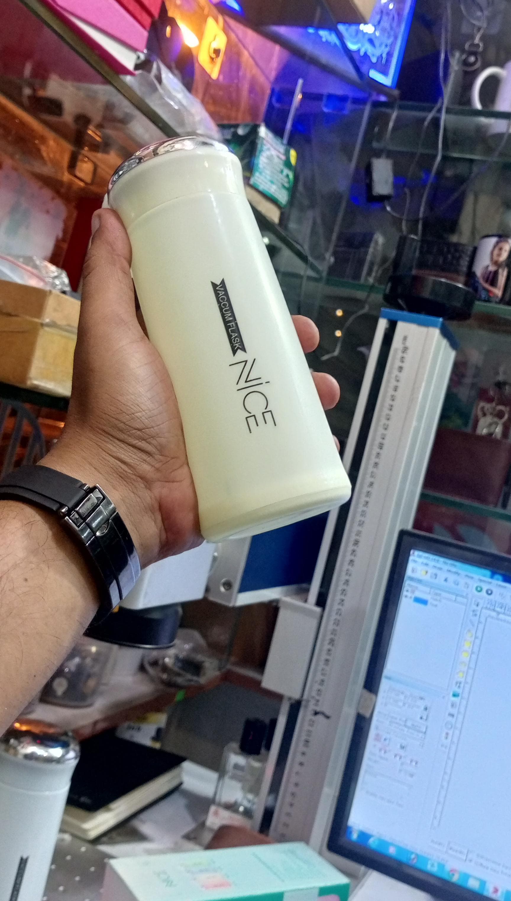  Customize Name Nice Water Bottle  thumbnail 4